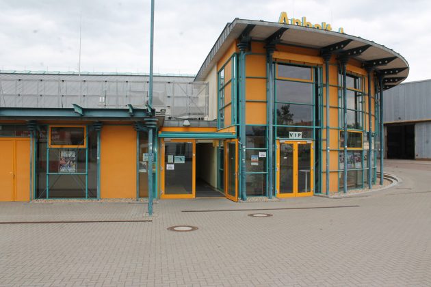 Anhalt-Arena Eingang der Anhalt-Arena