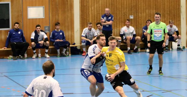 Tim Bielzer Verteidigung Tim Bielzer verteidigt seinen Gegenspieler im Spiel