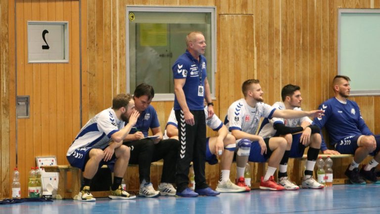 Uwe Jungandreas Seitenlinie Uwe Jungandreas an der Seitenlinie in der Saison 2019/20