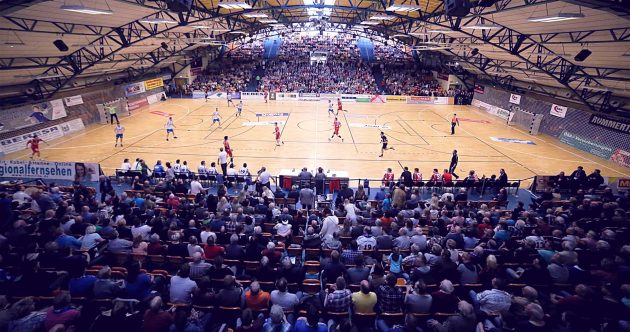 fans_colored-freshblue