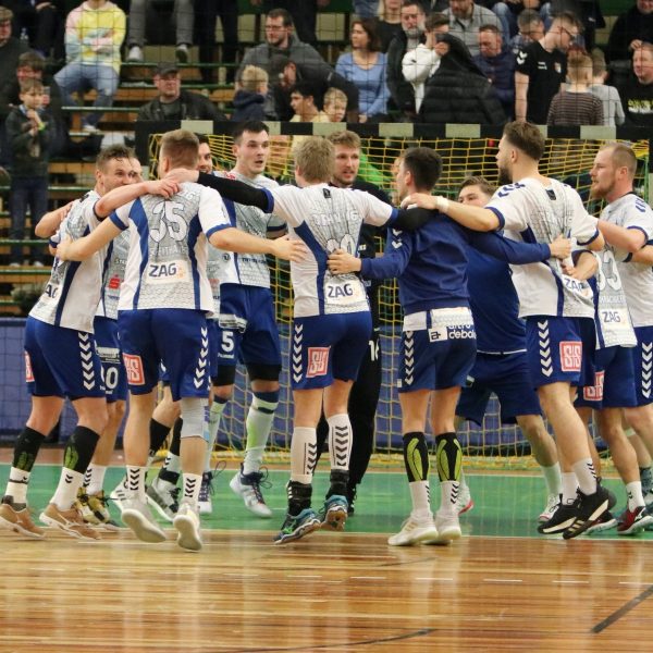 DRHV jubelt nach dem Sieg gegen die Younsters des SC Magdeburg