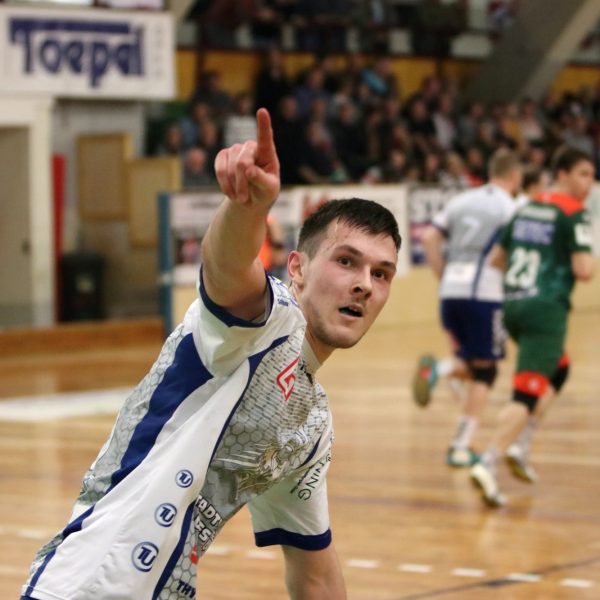 Timo Löser nach erfolgreichem Torwurf