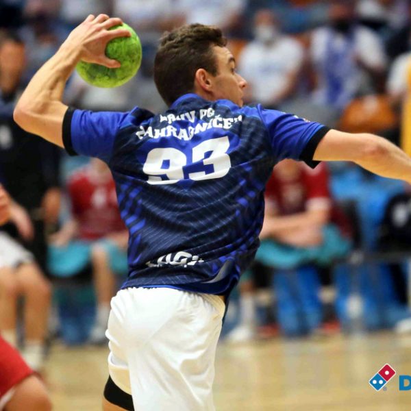 Jan Zahradnicek beim Wurf