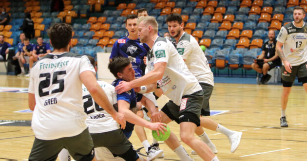 angriff-dresden-page-1220 Derby gegen den HC Elbflorenz Dresden, Oliver Seidler