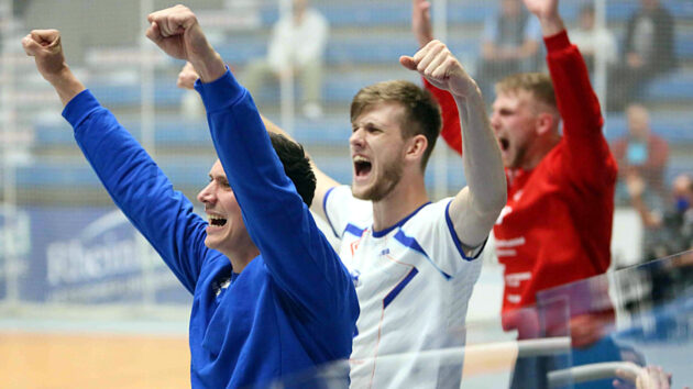 lizenz-0421 Max Emanuel, Yannick Danneberg und Philip Ambrosius beim Auswärtssieg in Dormagen Oktober 2020