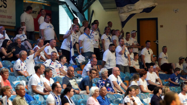 zuschauer-0821 Zuschauer in der Anhalt-Arena 2021