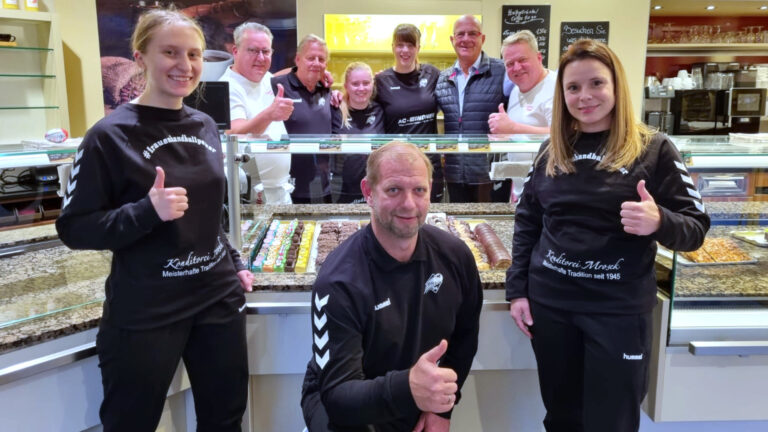 DRHV-Damen zu Besuch beim Sponsor Konditorei Mrosek Saison 2021/22