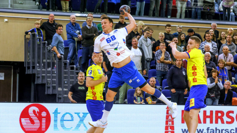 spielbericht-rostock-emanuel-0922 Max Emanuel im Spiel gegen den HC Empor Rostock Saison 2022/23