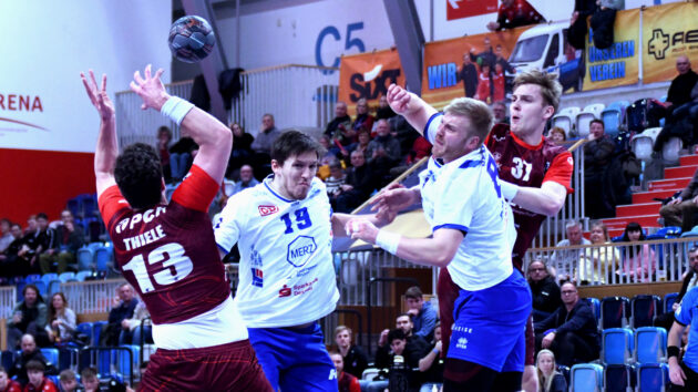 Daniel Schmidt und Patrick Gempp im Spiel gegen den VfL Potsdam Saison 2022/23