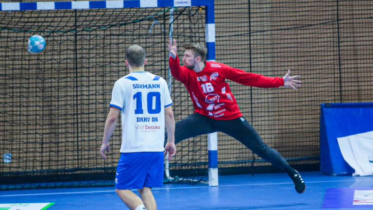 vertrag-brosi-0223 Philip Ambrosius gegen den HC Elbflorenz Dresden Saison 2022/23