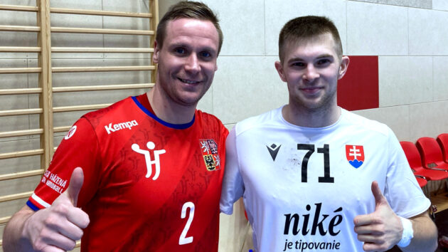 Jakub Hrstka und David Misovych im Januar beim Länderspiel im Januar 2023