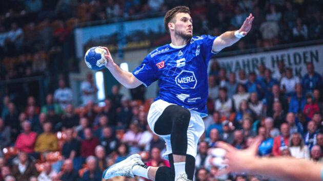 vorbericht-hüttenberg-1023 Timo Löser im Spiel gegen TuSEM Essen Saison 2023/24