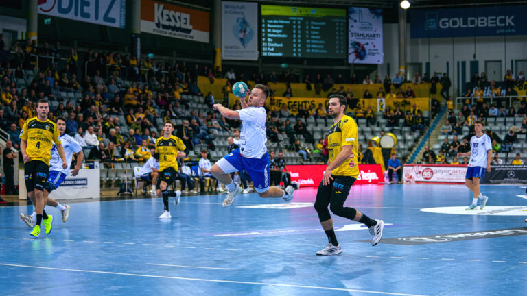 vorbericht-vinnhorst-1123 Carl-Phillip Haake beim Spiel gegen den HSC 2000 Coburg Saison 2023/24