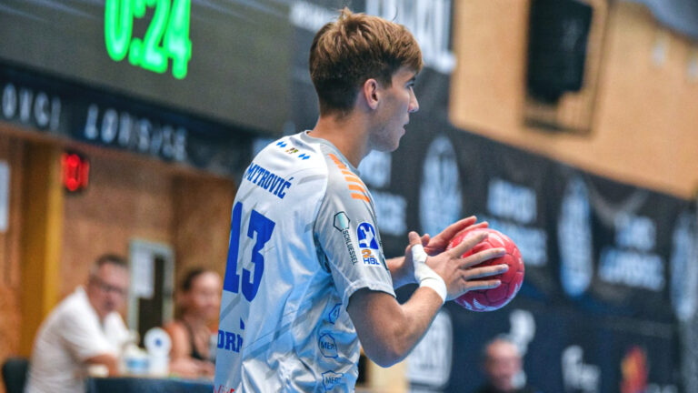 verletzung_mitrovic_0924 Alexander Mitrović Saison 2024/24