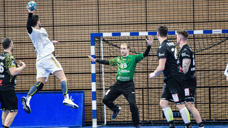 nachverpflichtung_max_mohs_1024 Max Mohs im Trikot des HC Elbflorenz Dresden Saison 2023/24