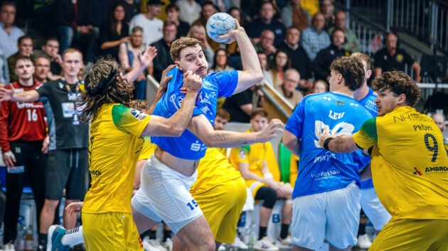 spielbericht_hagen_1024 Marcel Nowak im Spiel gegen den VfL Eintracht Hagen