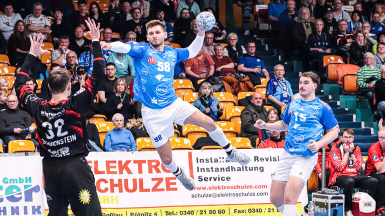 spielbericht_lübbecke_1224 Yannick-Marcos Pust im Spiel gegen den TuS N-Lübbecke Saison 2024/25