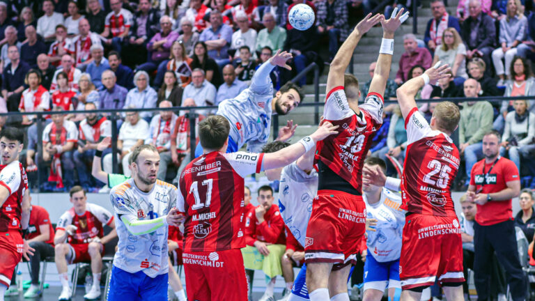 spielbericht_ferndorf_0425 Jakub Powarzyński im Spiel gegen den TuS Ferndorf Saison 2024/25