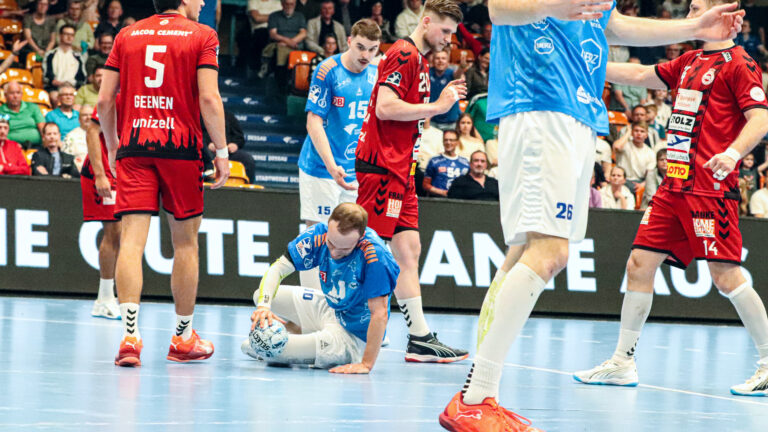 spielbericht_lübeck_0425 Symbolische Szene DRHV-Heimspiel gegen den VfL Lübeck-Schwartau Saison 2024/25