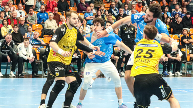 vorbericht_essen_0425 Jakub Powarzyński im Spiel gegen den HSC 2000 Coburg Saison 2024/25