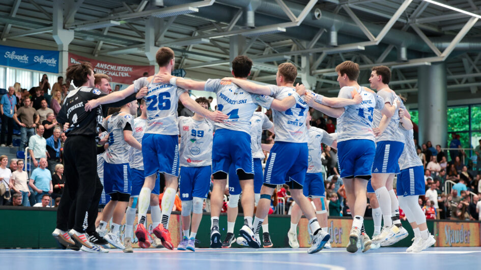 Die Biber nach dem Auswärtssieg in Dormagen Saison 2024/25