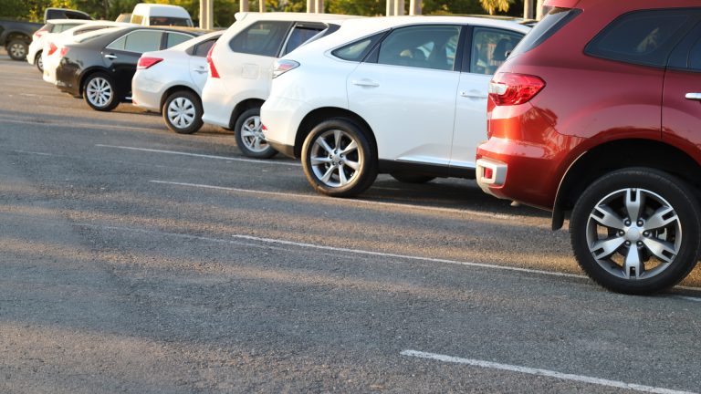 parken_pokal_1025 Stockmotiv: Hinweise zur Parksituation zum DHB-Pokalspiel gegen den SC Magdeburg im Oktober 2025