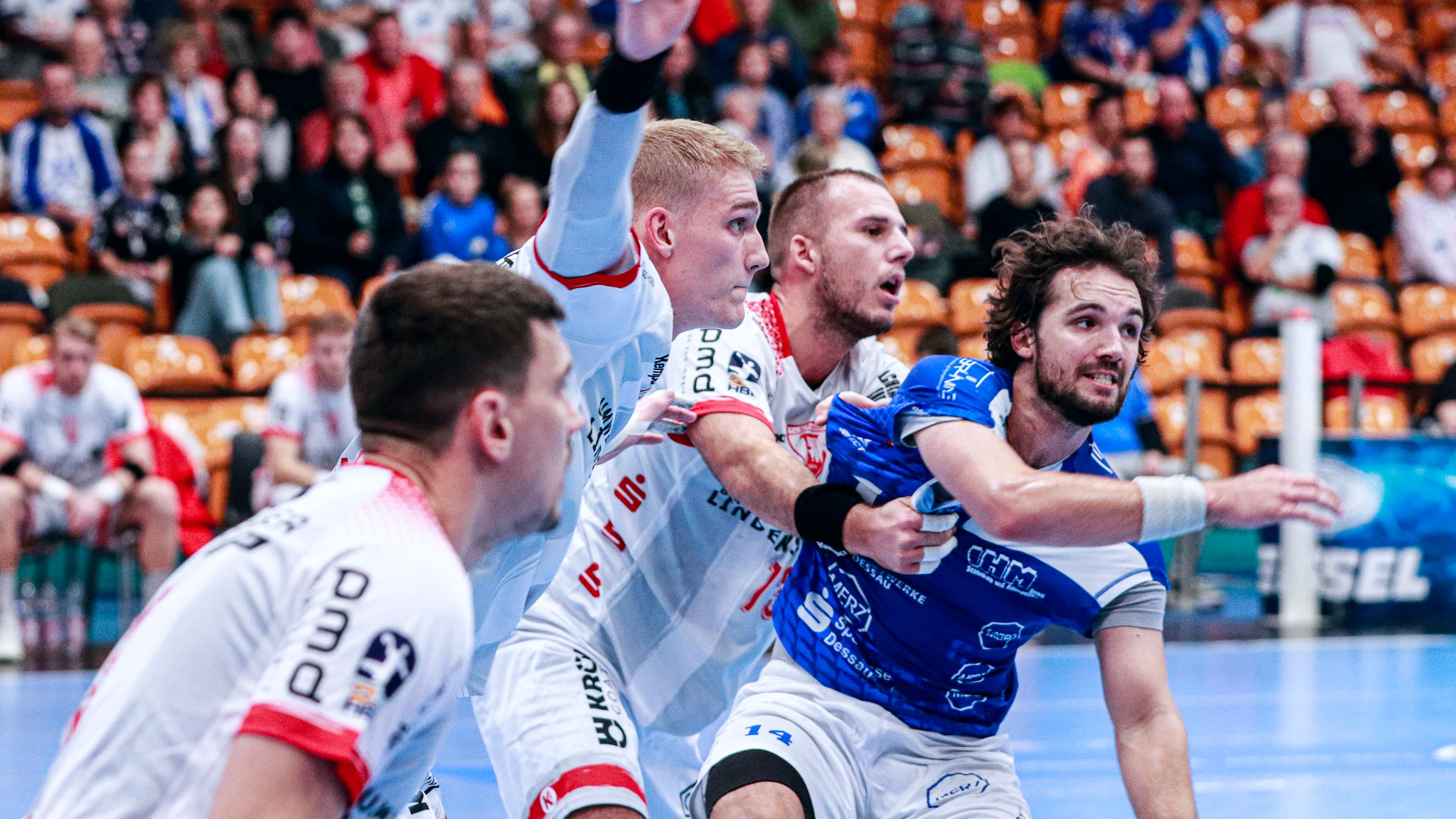 spielbericht_ferndorf_1025 Jakub Powarzyński im Heimspiel gegen den TuS Ferndorf Saison 2025/26