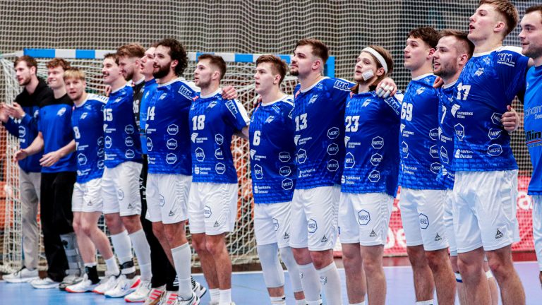 Teamjubel nach dem Heimsieg gegen den HC Oppenweiler/Backnang Saison 2025/26